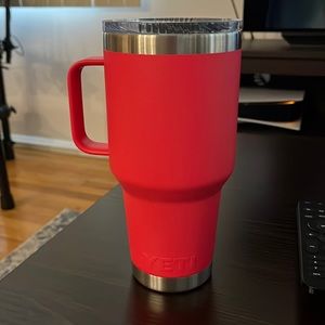 Yeti hot pink 30oz